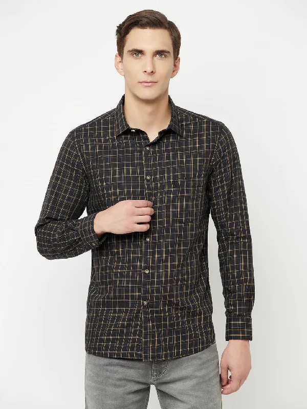 Men's Black Casual Medium Checks Full Sleeve Shirt